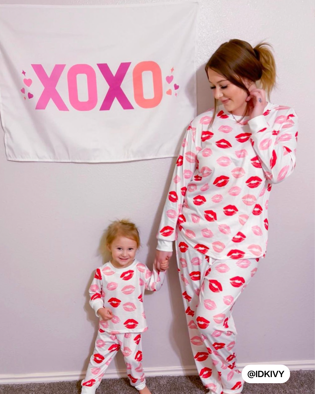 XOXO Banner