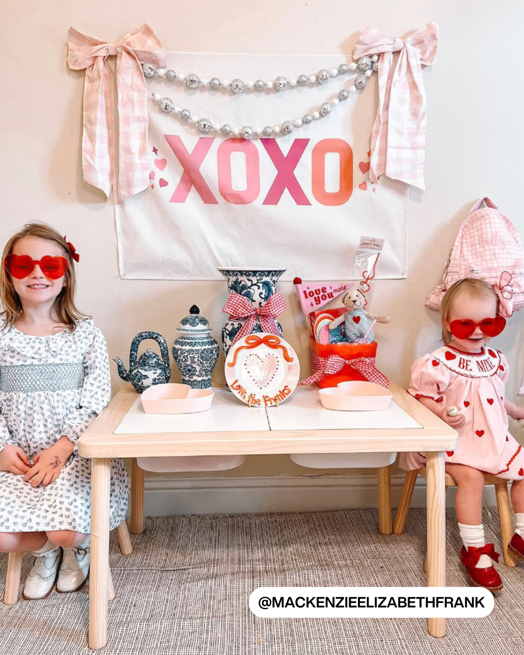 XOXO Banner