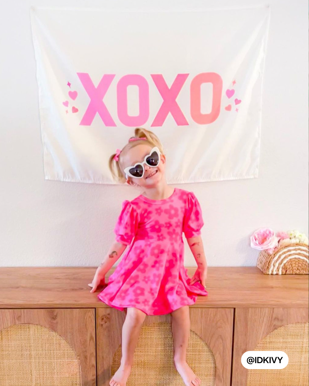 XOXO Banner