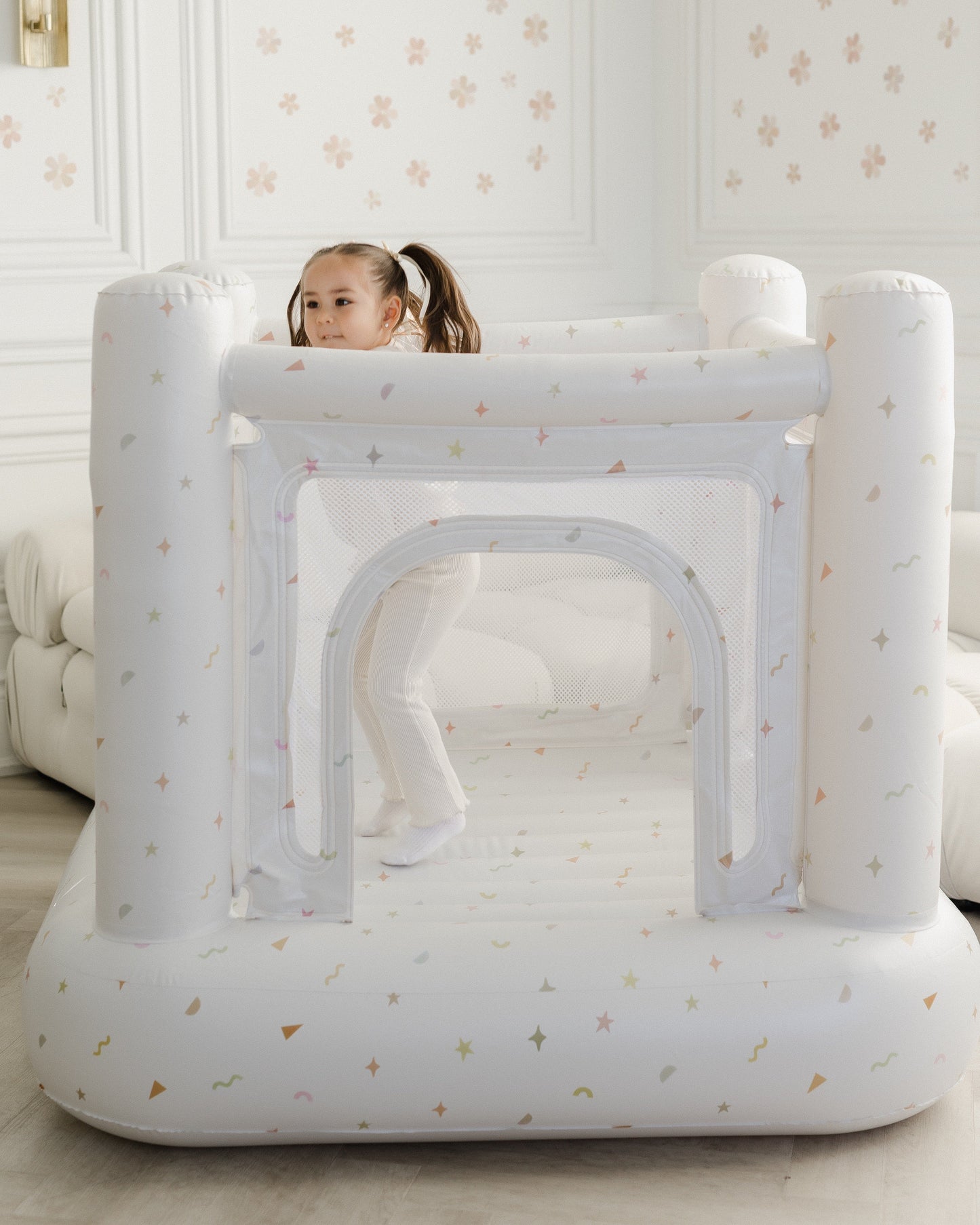 Magic Bounce House – Mini Cordless Indoor Bouncer