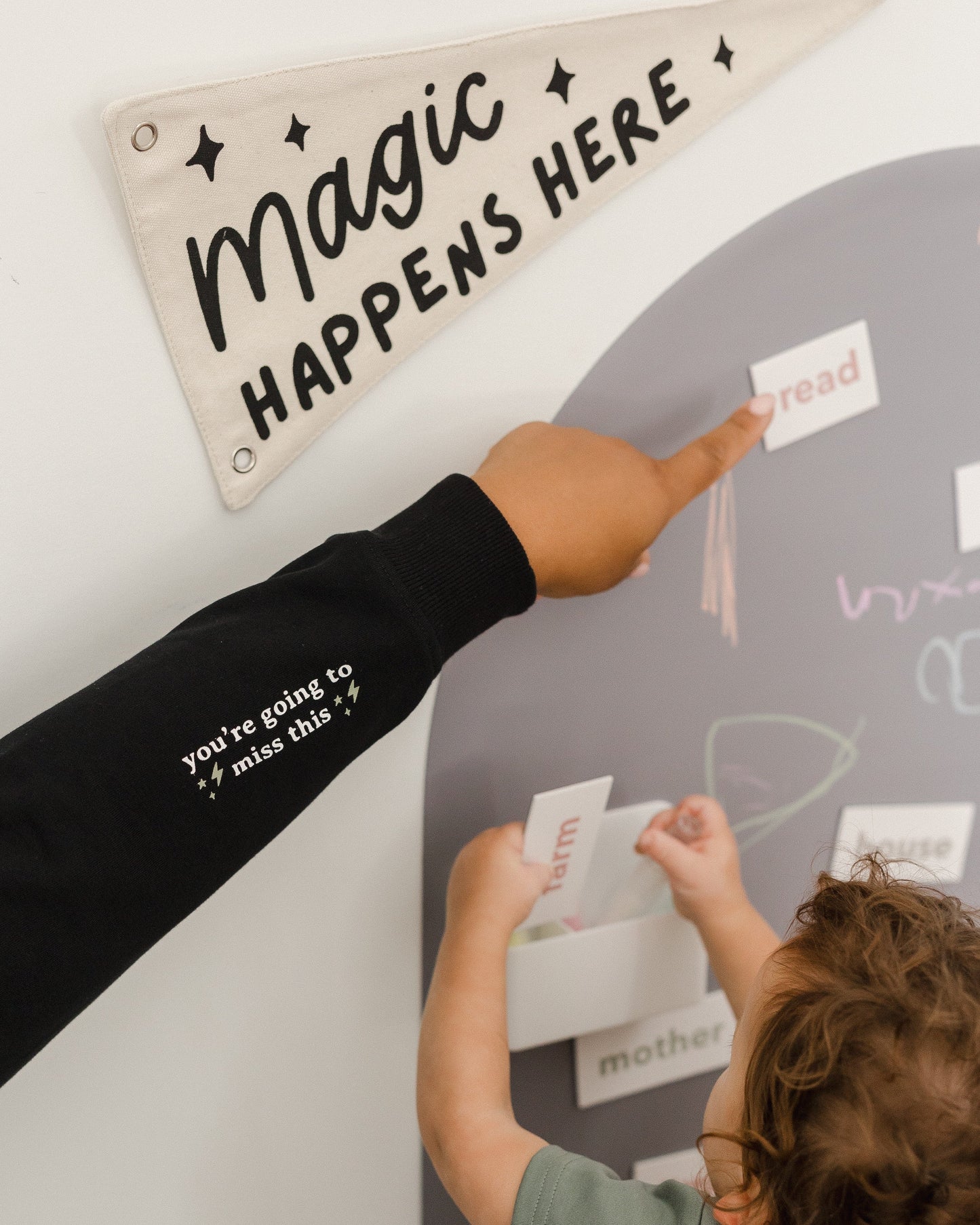 Everyday Mom Crewneck - Magic In The Little Things