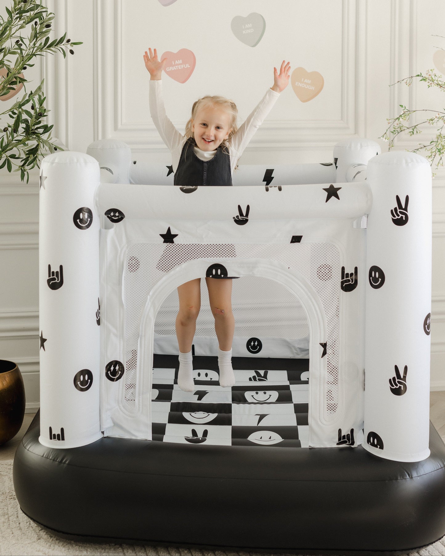 Magic Bounce House – Mini Cordless Indoor Bouncer