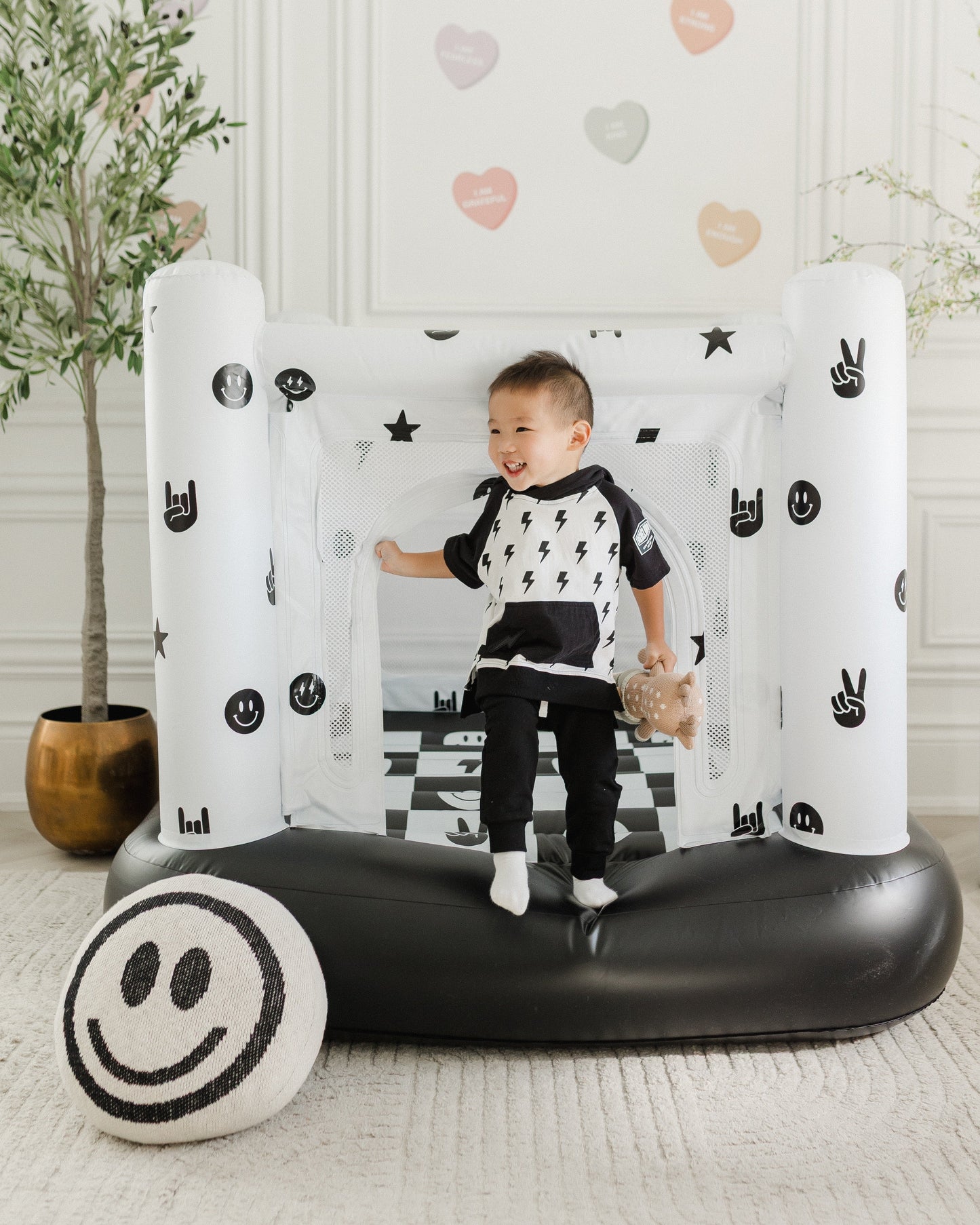 Magic Bounce House – Mini Cordless Indoor Bouncer