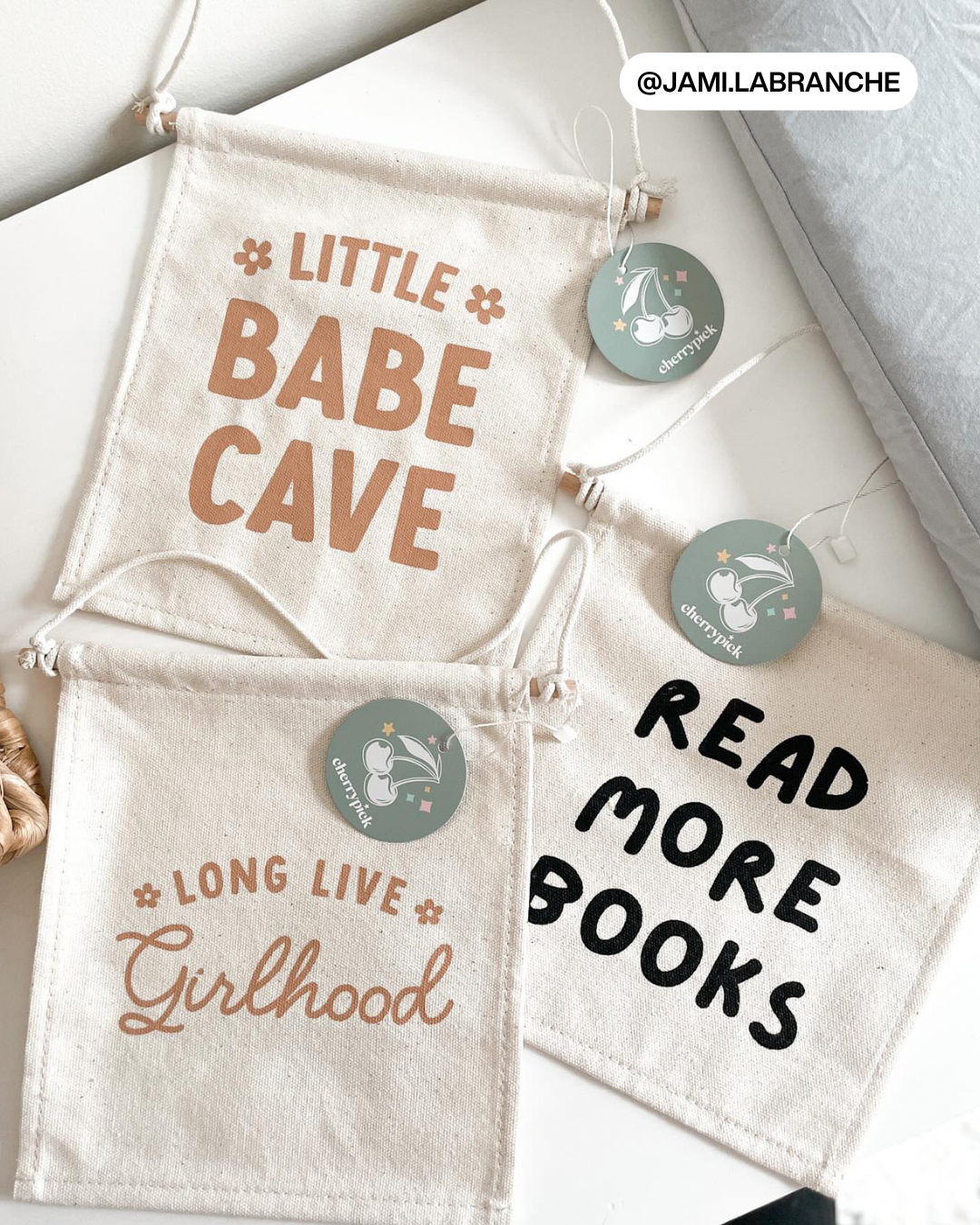 Read More Books Canvas Hang Sign