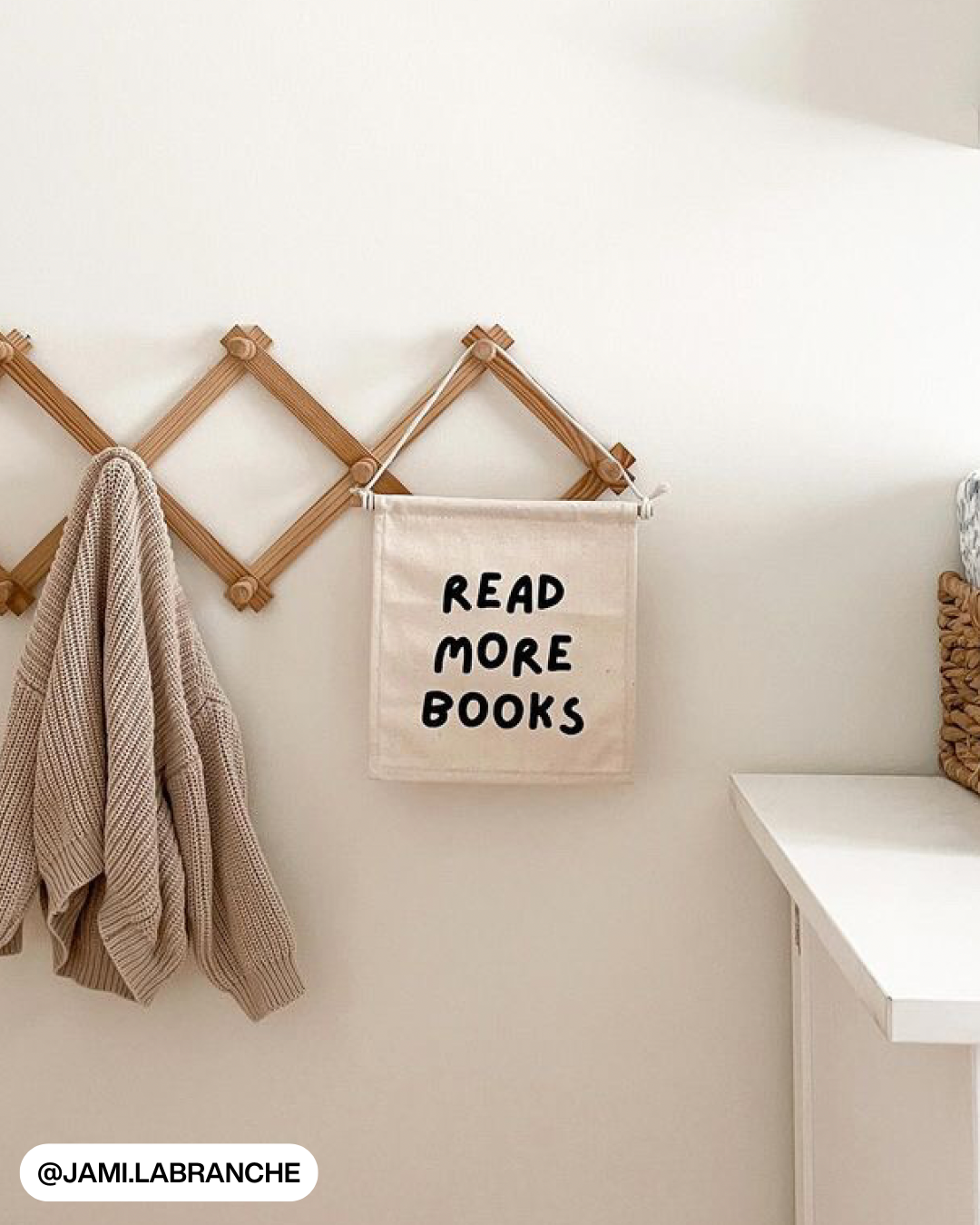 Read More Books Canvas Hang Sign