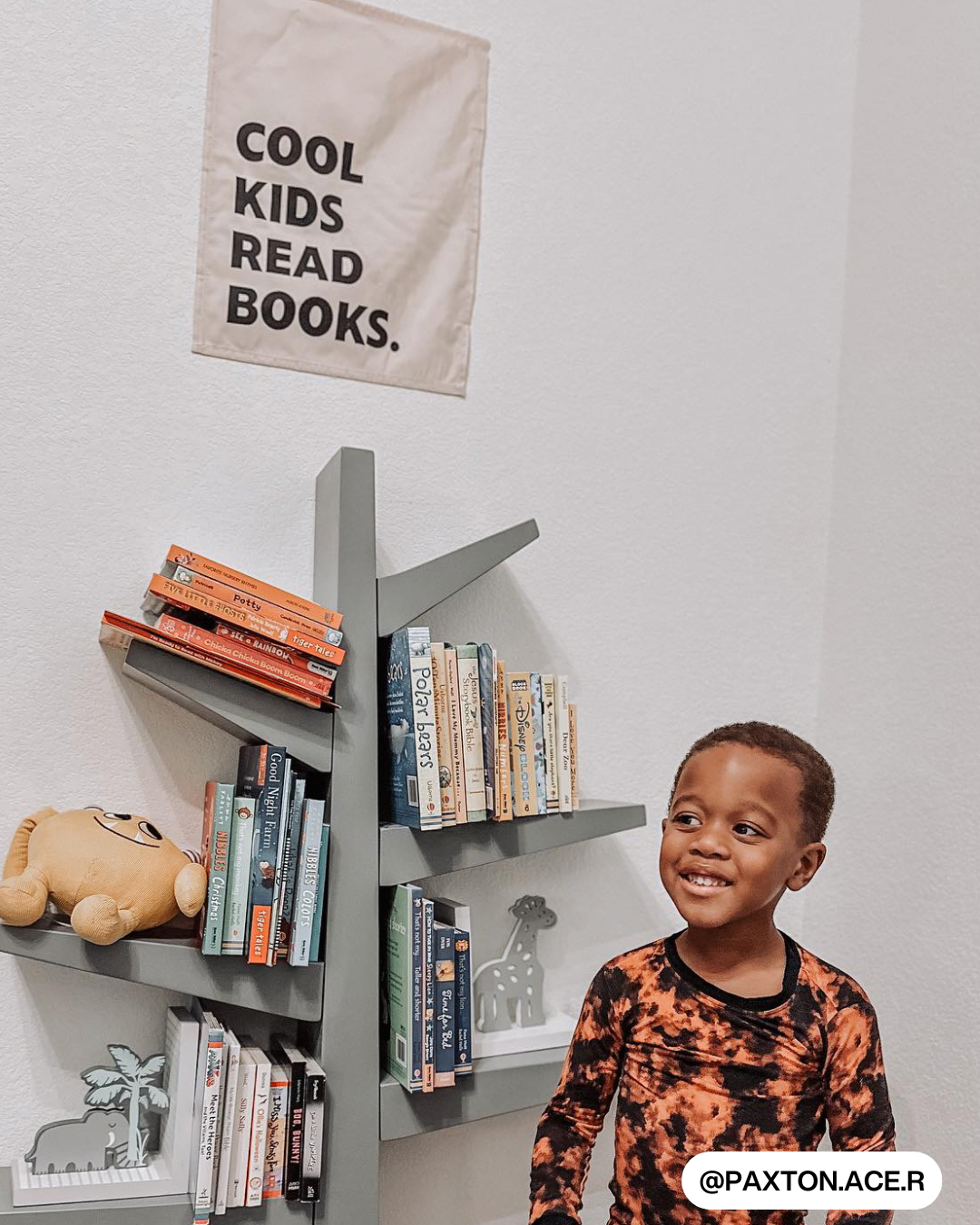 Cool Kids Read Books Banner