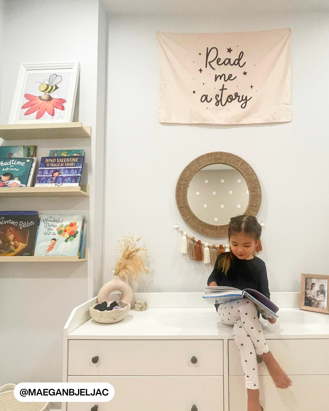 Read Me A Story Banner