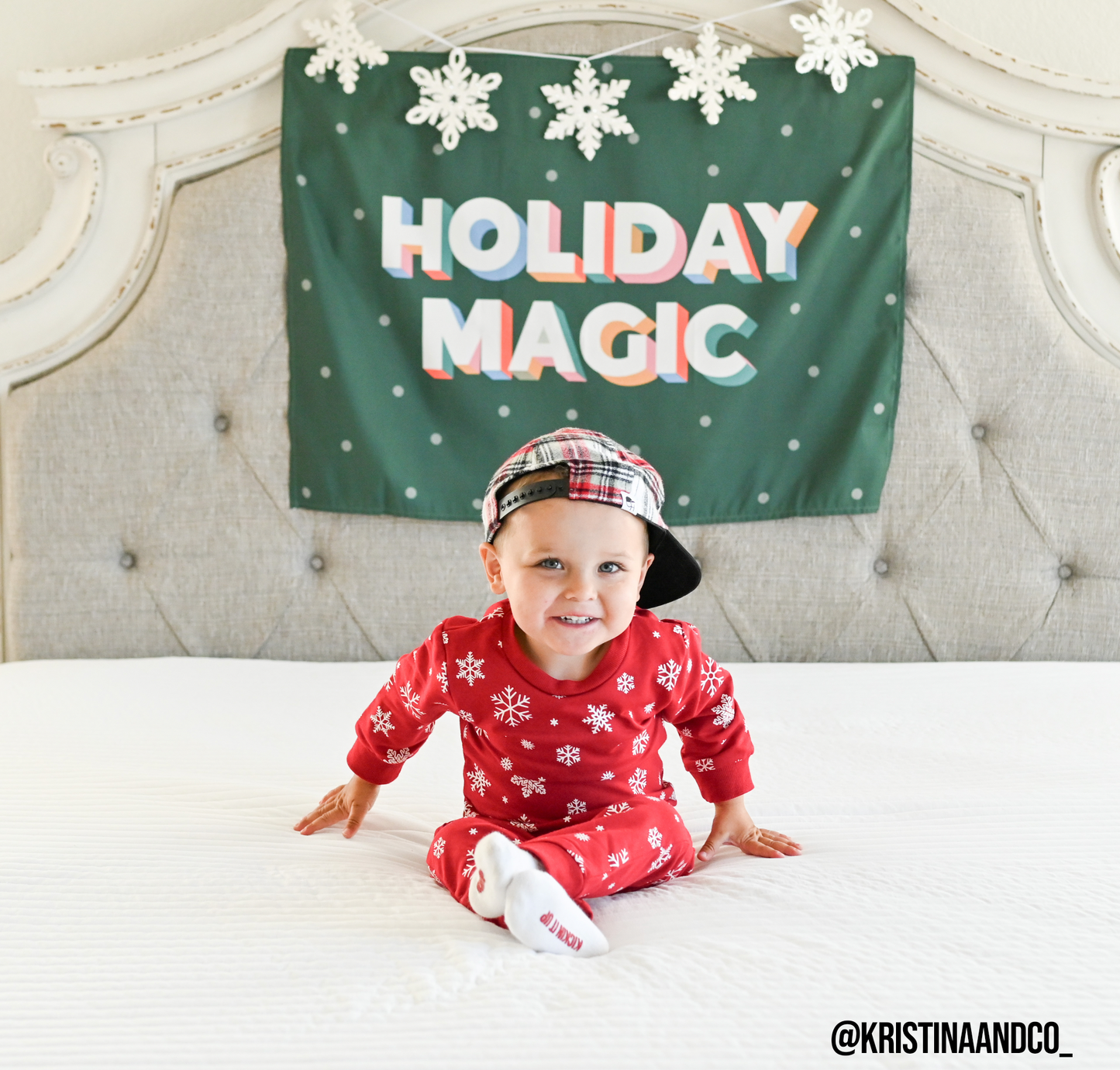 Holiday Magic Banner (Green)
