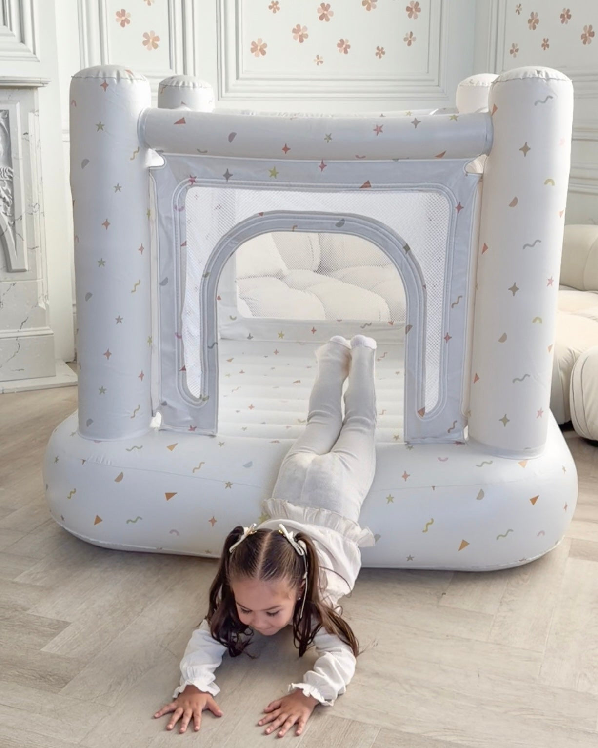 Magic Bounce House – Mini Cordless Indoor Bouncer