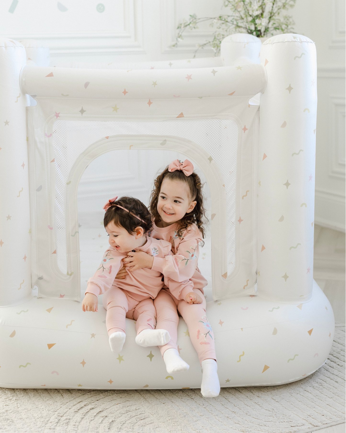 Magic Bounce House – Mini Cordless Indoor Bouncer