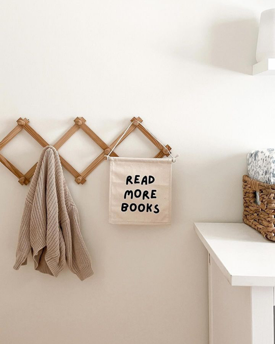 Read More Books Canvas Hang Sign