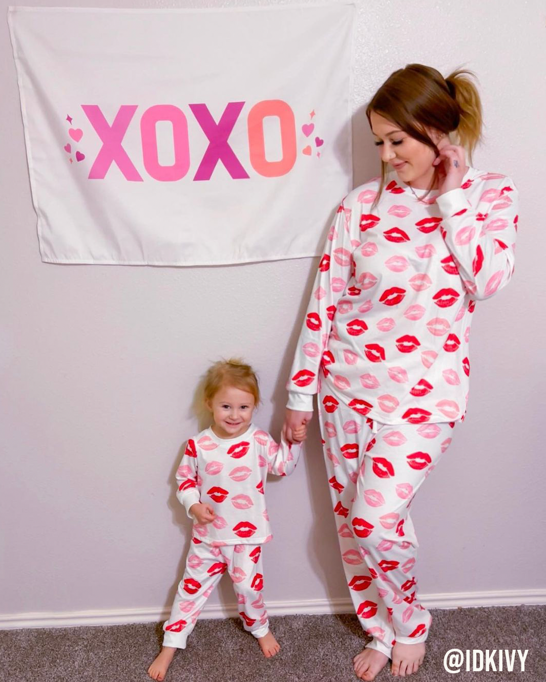 XOXO Banner