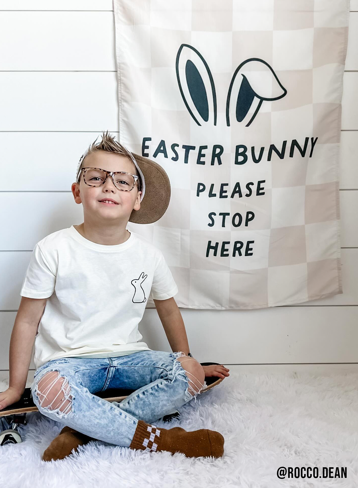 Easter Bunny Please Stop Here Banner (Neutral)