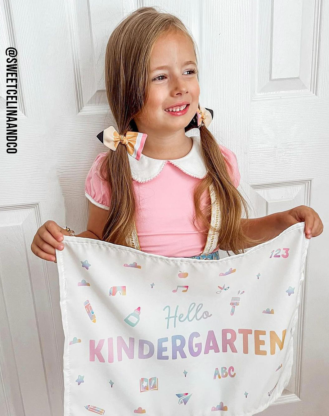 Hello Kindergarten Banner (Light)