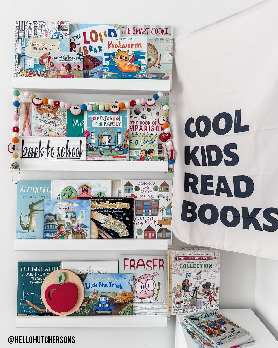 Cool Kids Read Books Banner