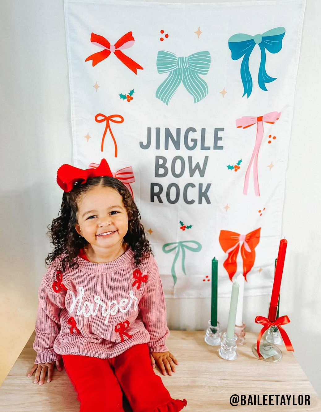 Jingle Bow Rock Banner