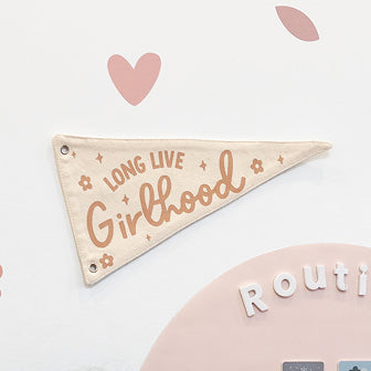 girlhood tab